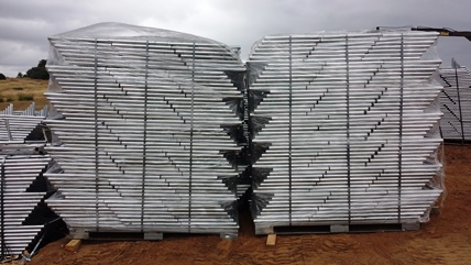 TEMPORARY STAND FOR 1 5/8 PANELS